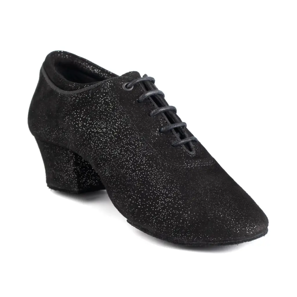 PortDance PD008 NUBUCK Čierne Glam – tanečné topánky (4 cm) 2 Čierne nubukové tanečné topánky PortDance PD008 NUBUCK Glam so 4 cm podpätkom.